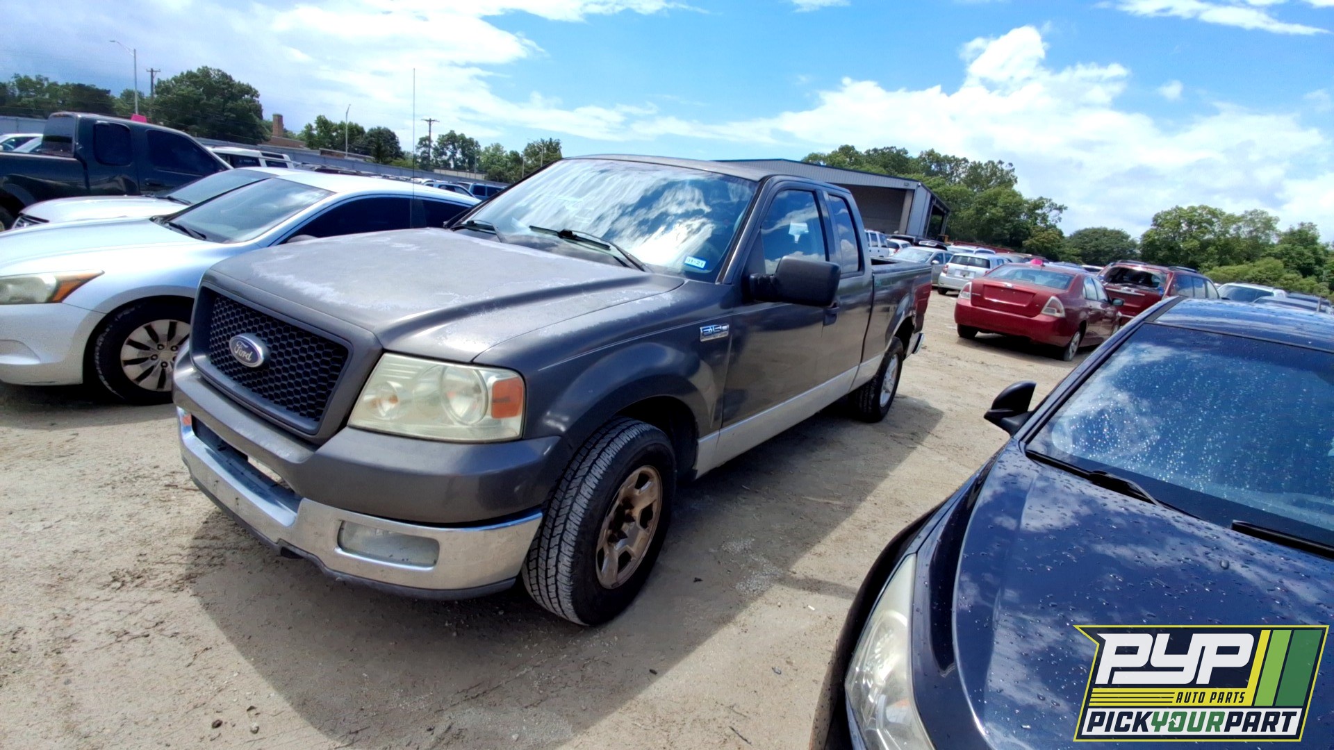 2004 FORD F-150 available for parts