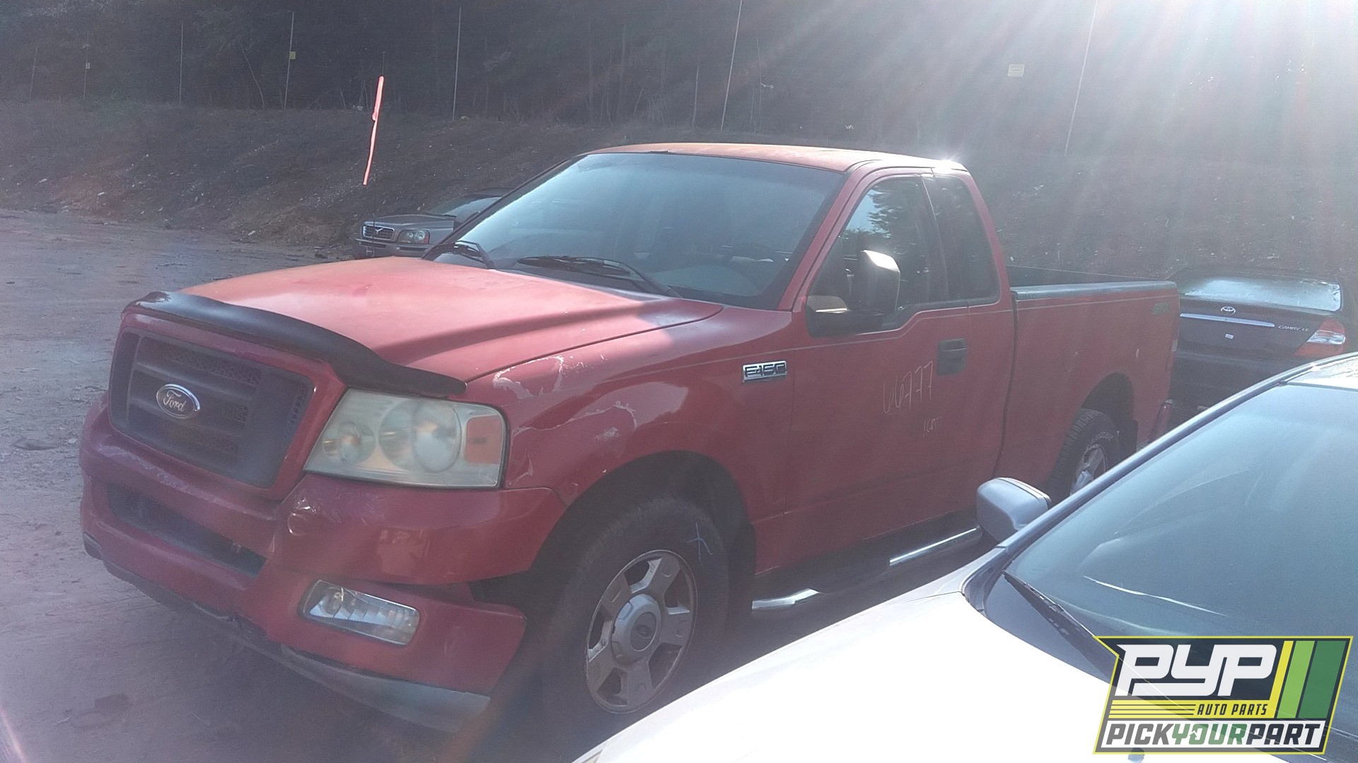 2004 FORD F-150 available for parts