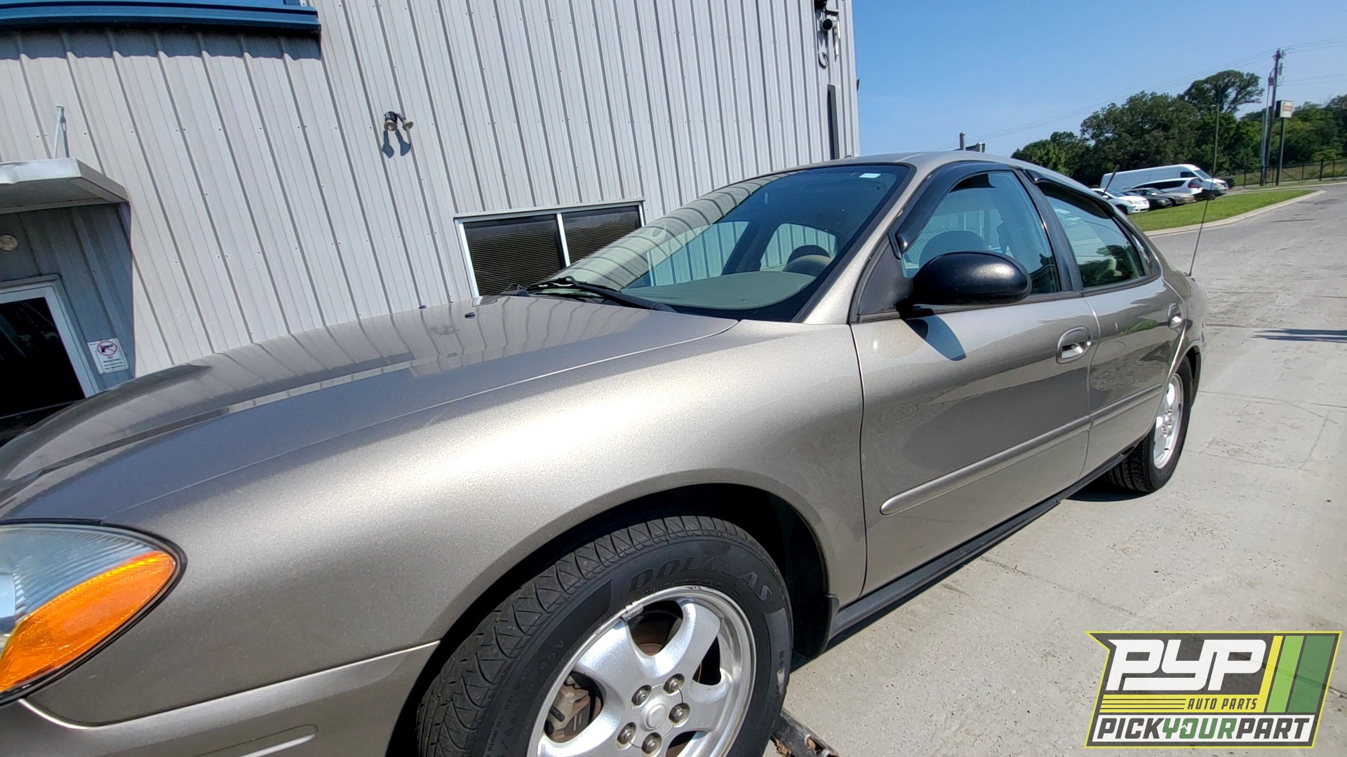 2007 FORD TAURUS available for parts