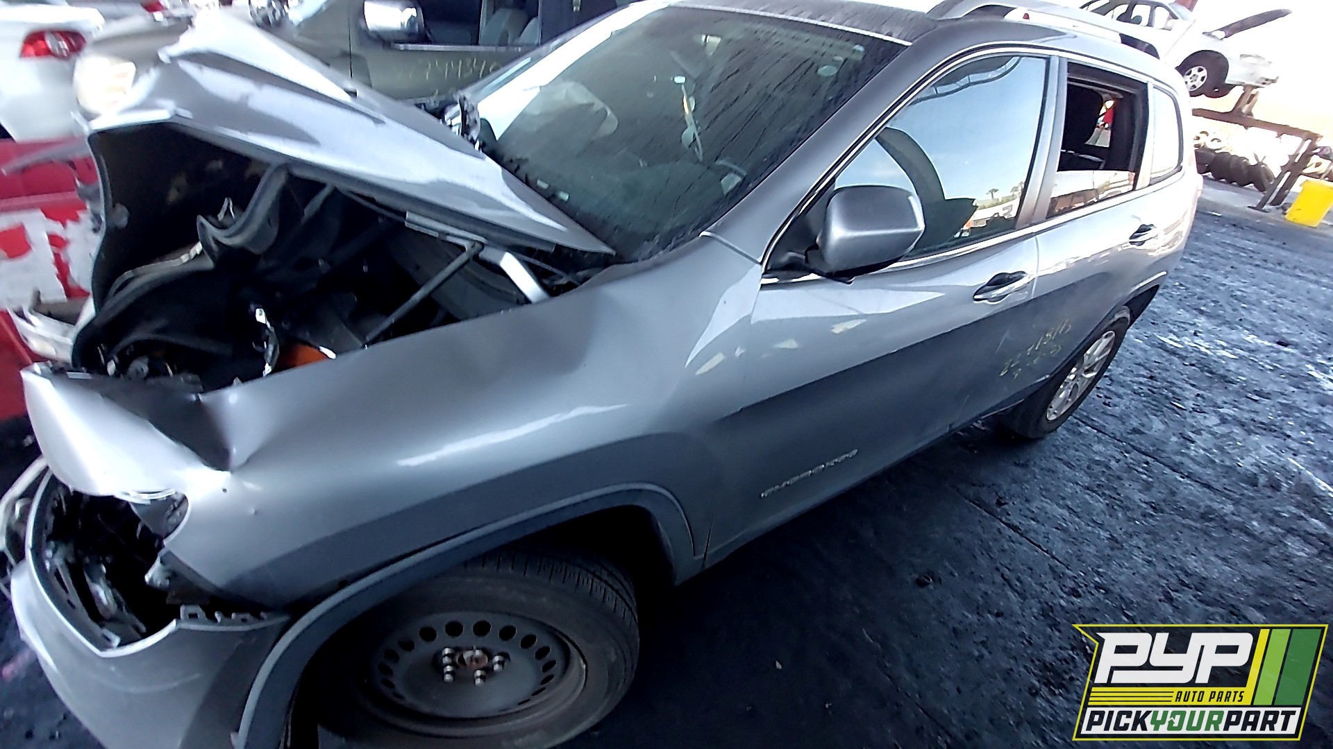 2015 JEEP CHEROKEE partes disponibles