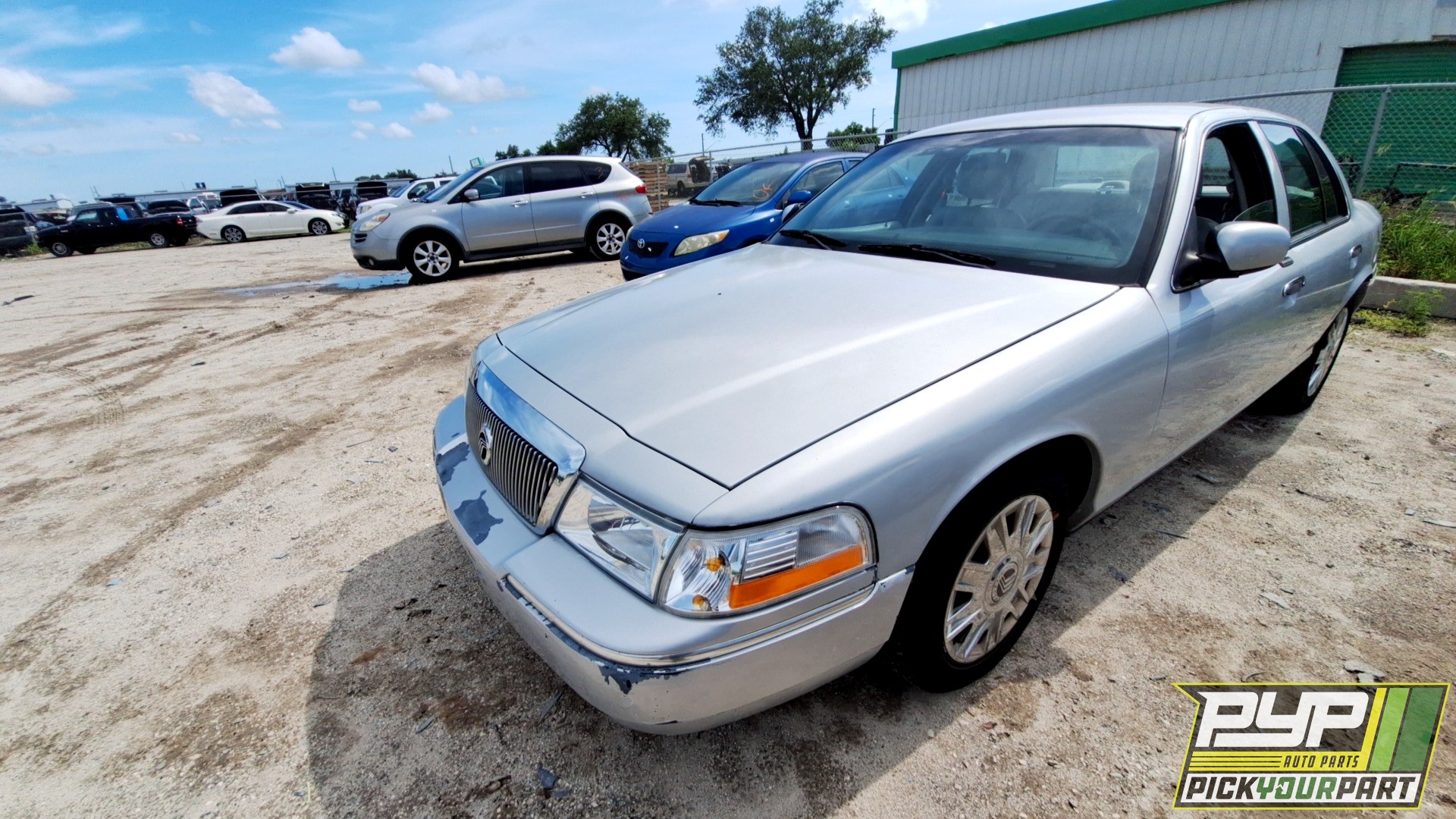 2003 MERCURY GRAND MARQUIS available for parts