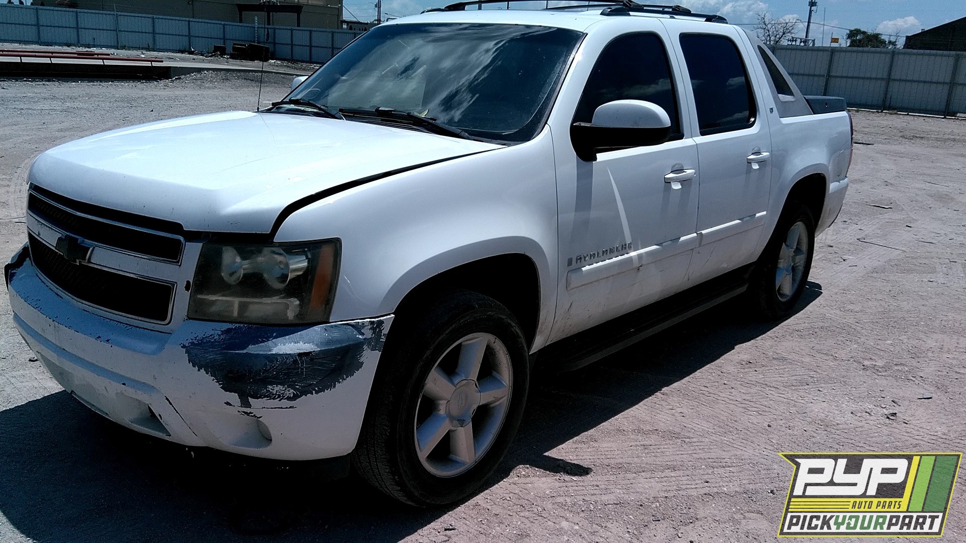 2008 CHEVROLET AVALANCHE available for parts