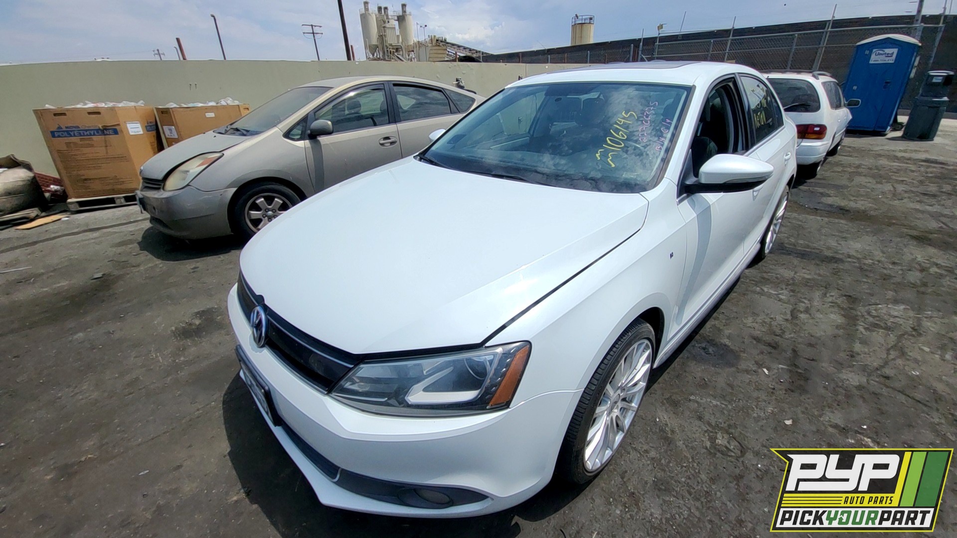 2013 VOLKSWAGEN JETTA available for parts