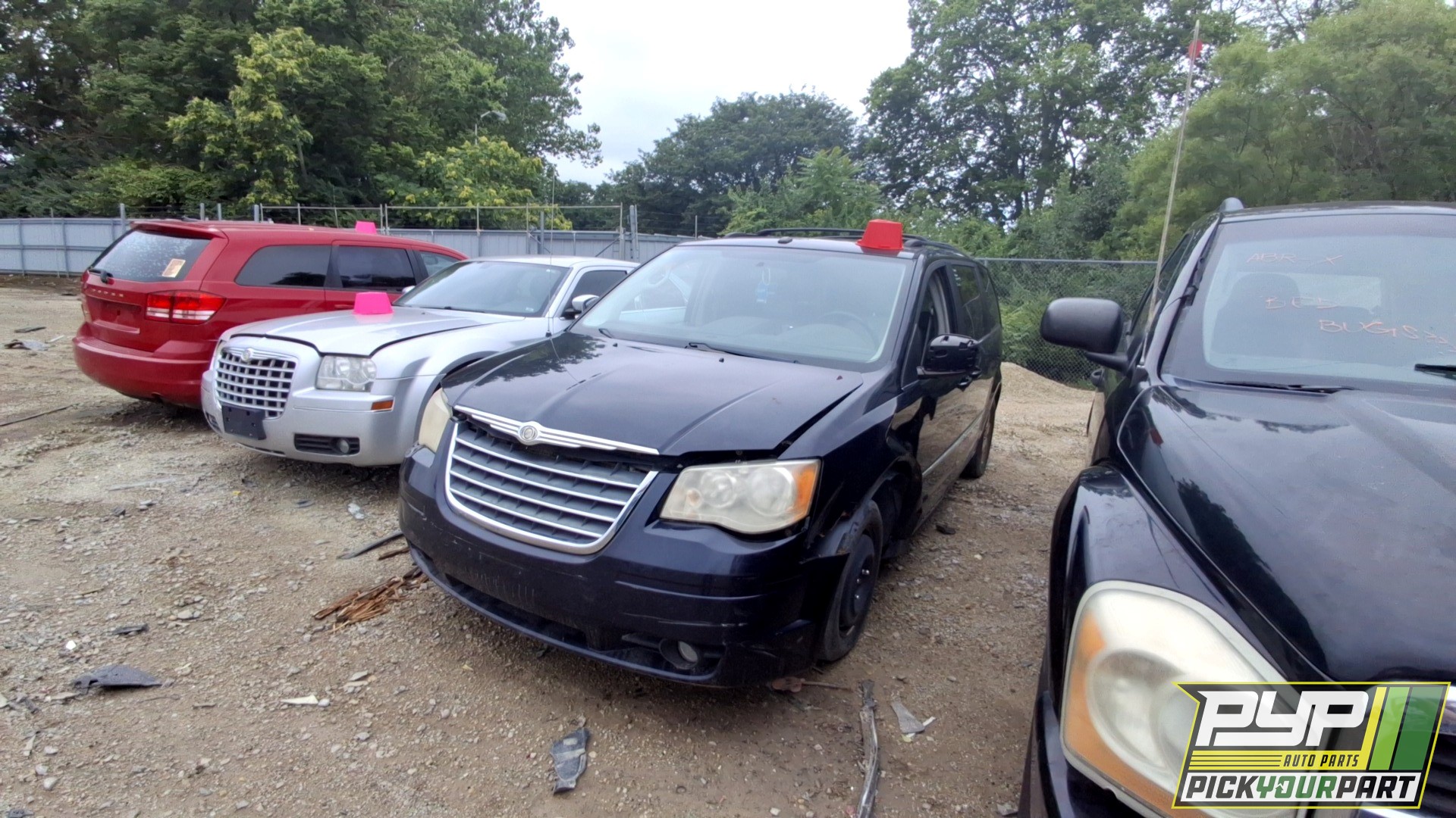 2010 CHRYSLER TOWN & COUNTRY partes disponibles