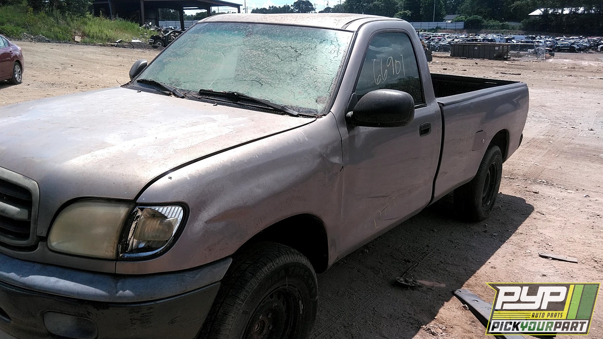 2002 TOYOTA TUNDRA partes disponibles