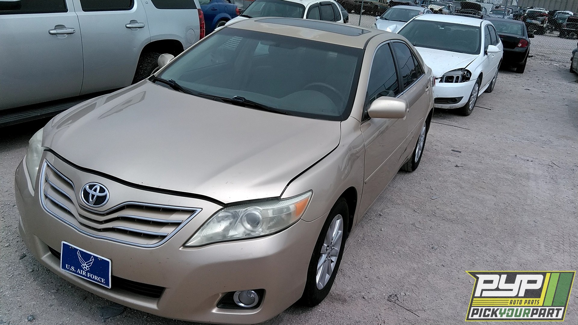 2011 TOYOTA CAMRY available for parts