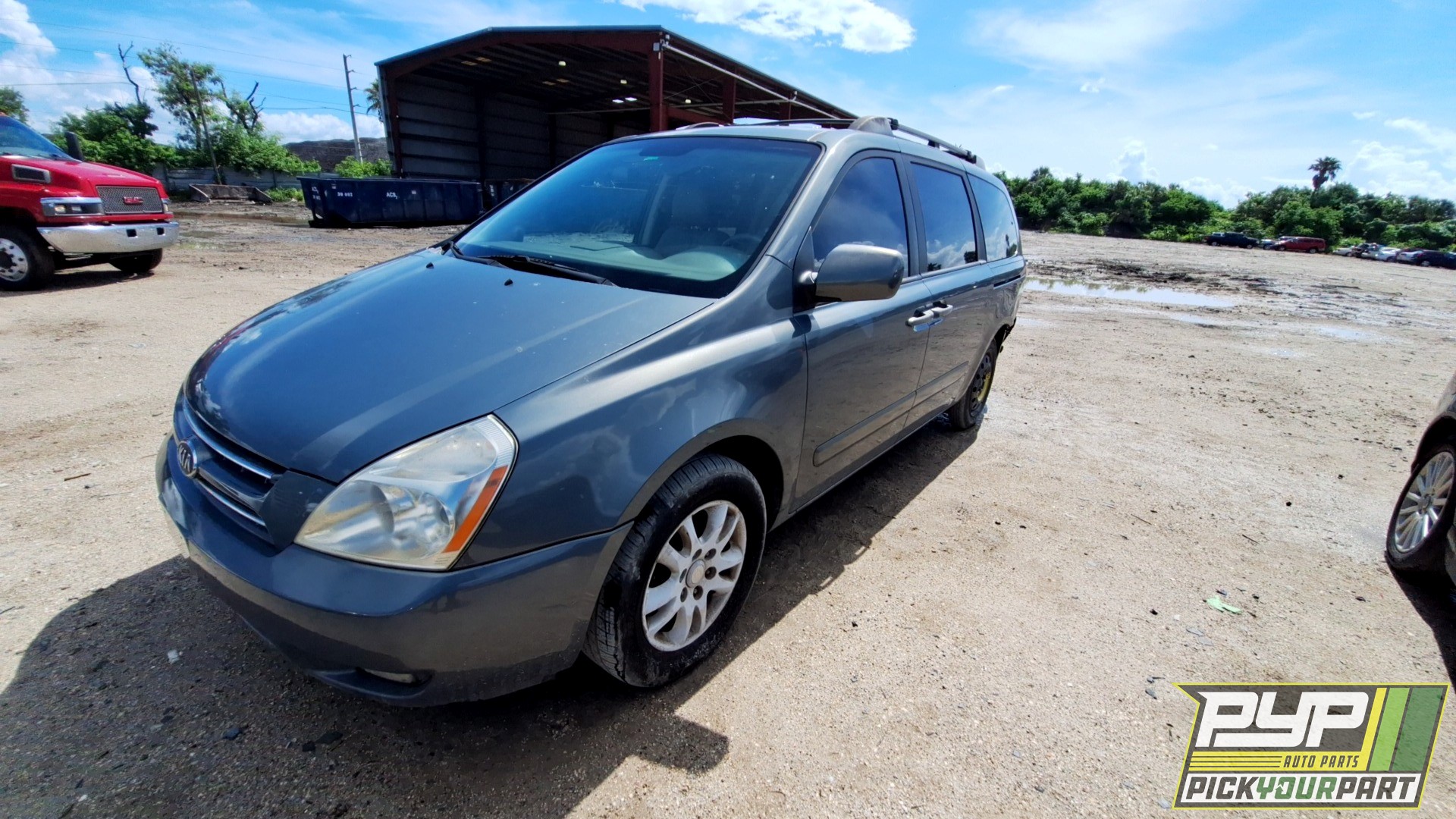 2006 KIA SEDONA available for parts