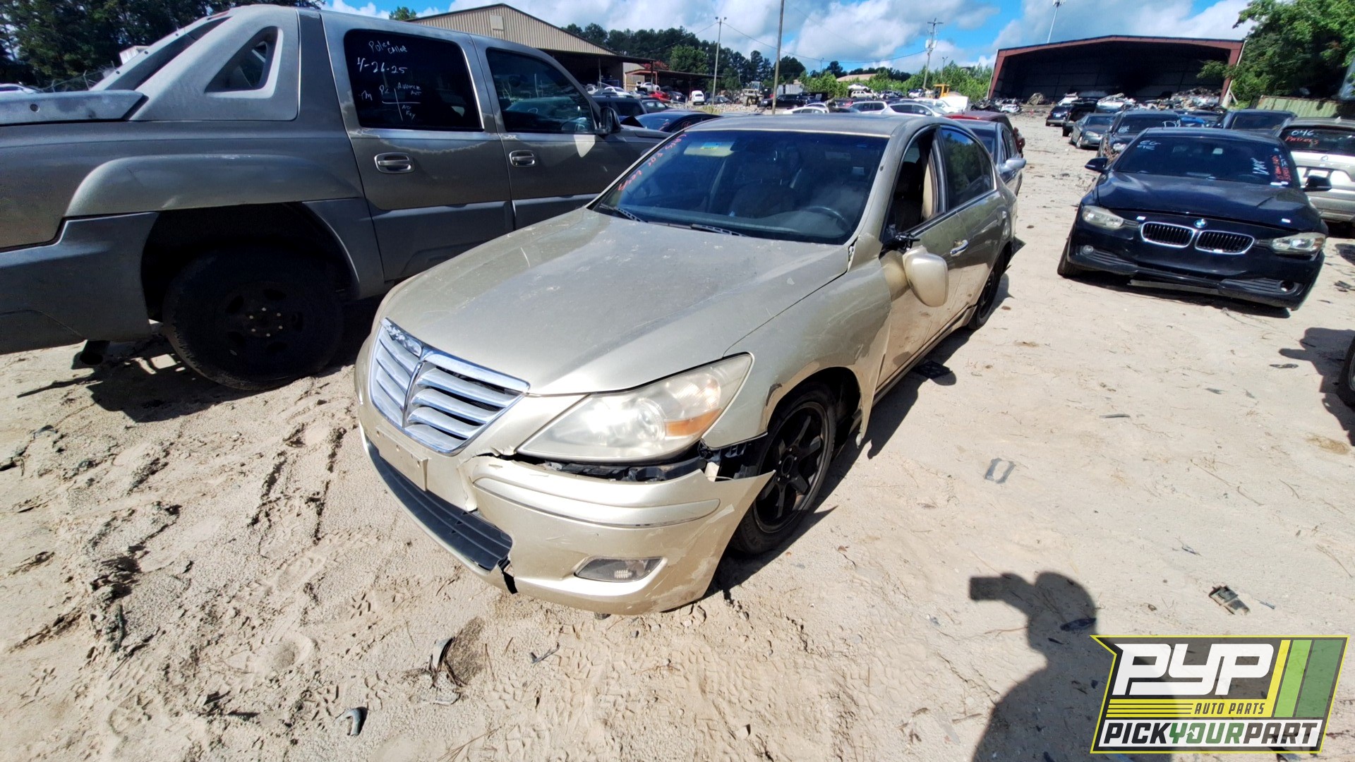2009 HYUNDAI GENESIS available for parts
