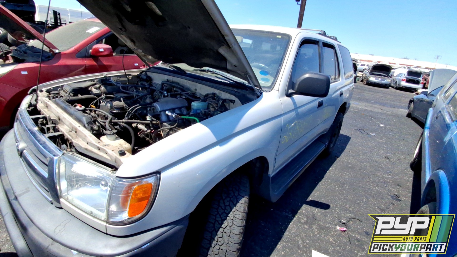 2000 TOYOTA 4RUNNER available for parts