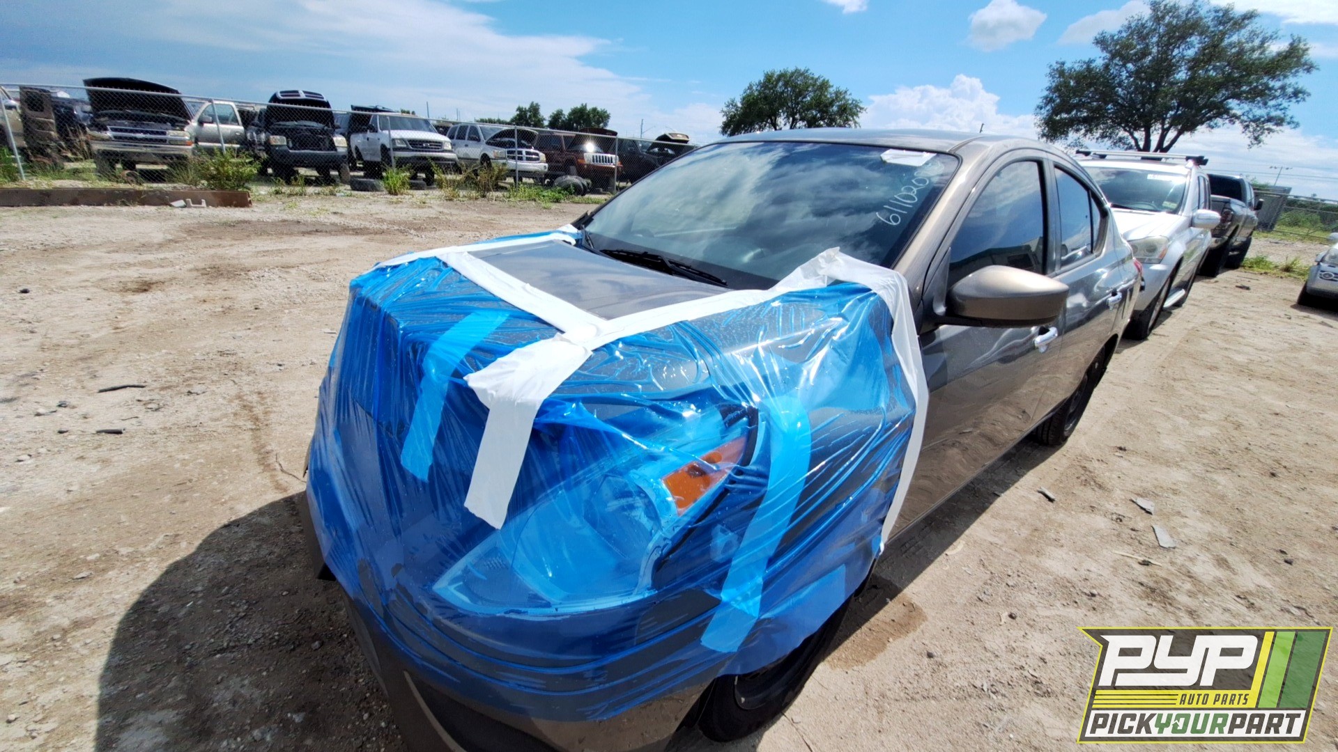 2016 NISSAN VERSA partes disponibles
