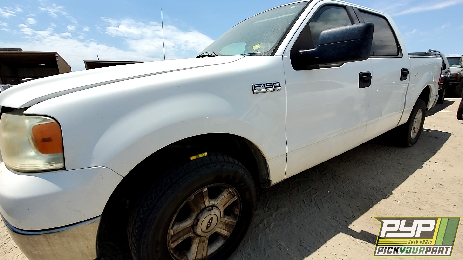 2004 FORD F-150 available for parts
