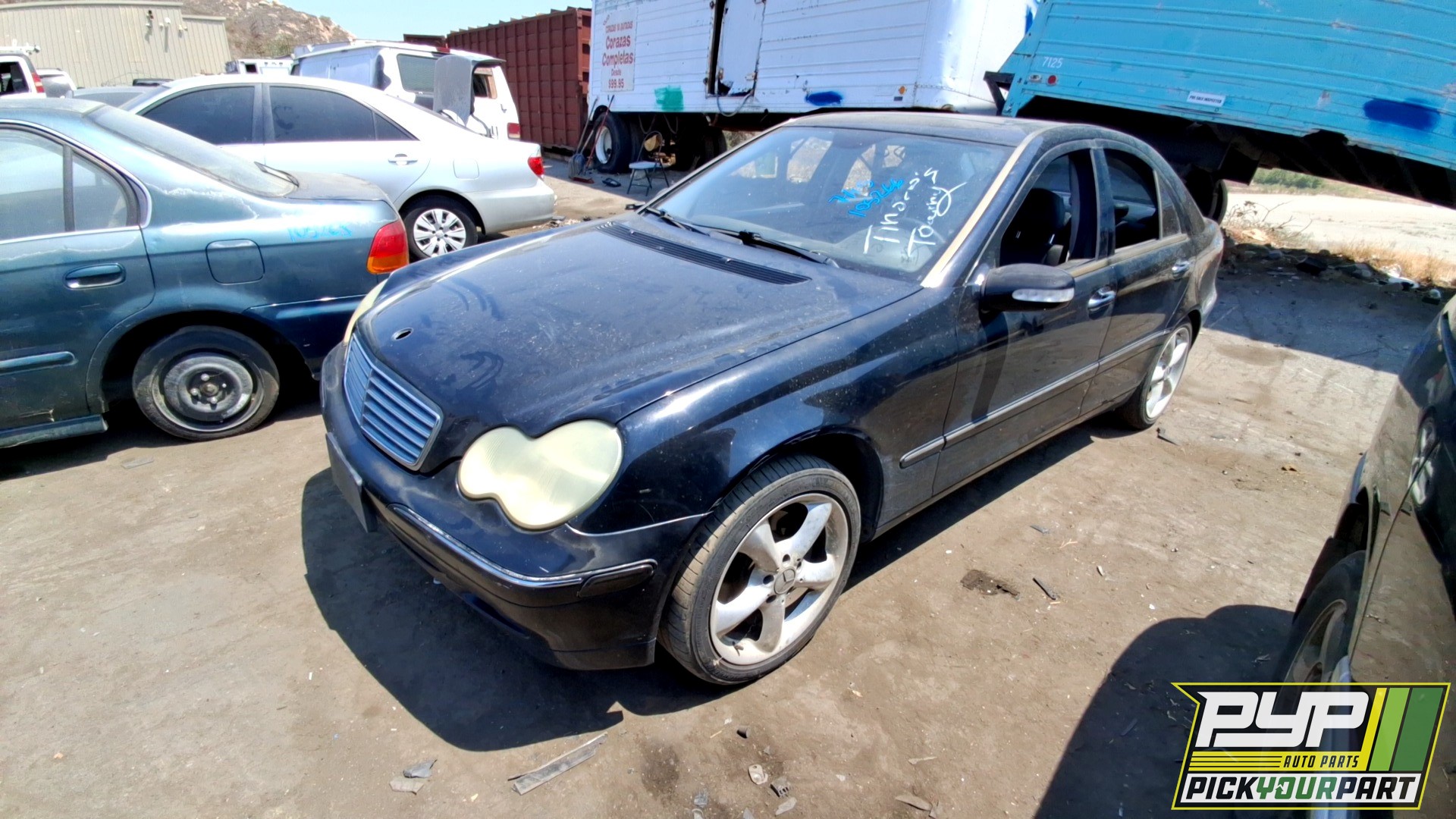 2001 MERCEDES-BENZ C320 available for parts