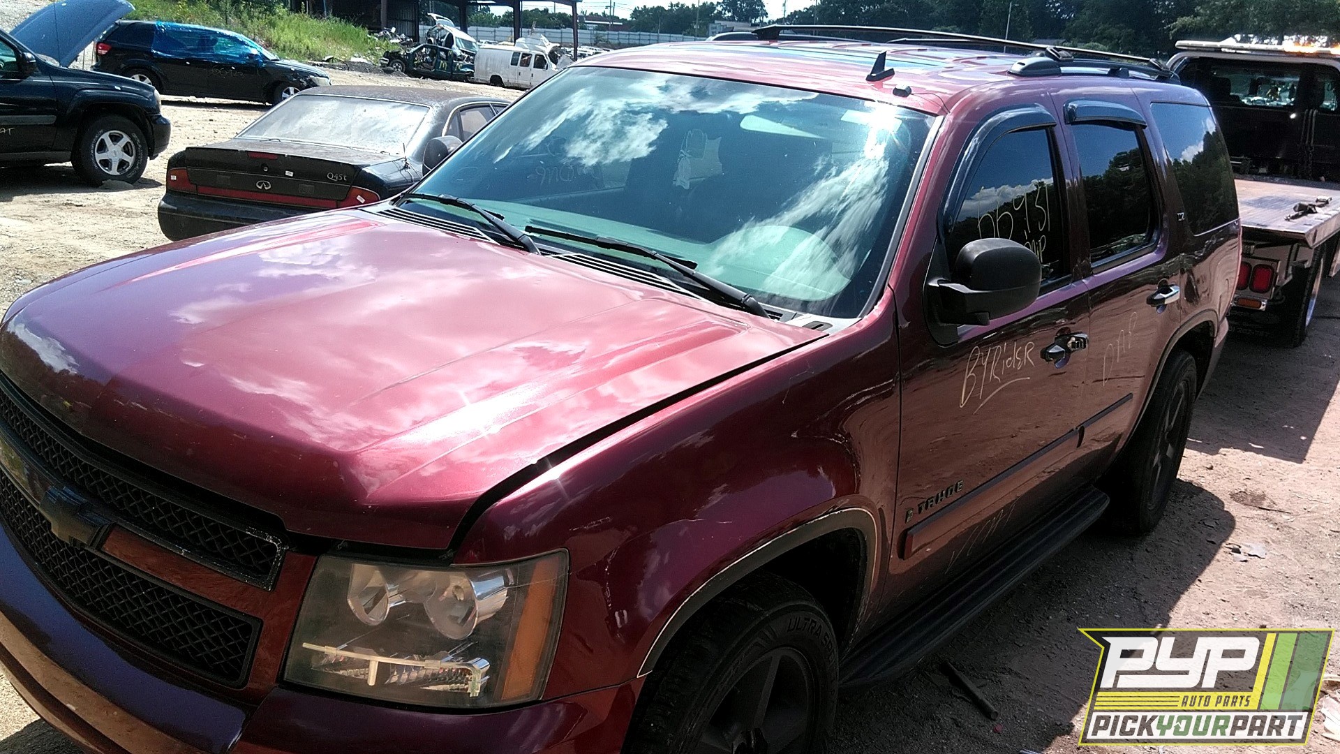 2008 CHEVROLET TAHOE available for parts