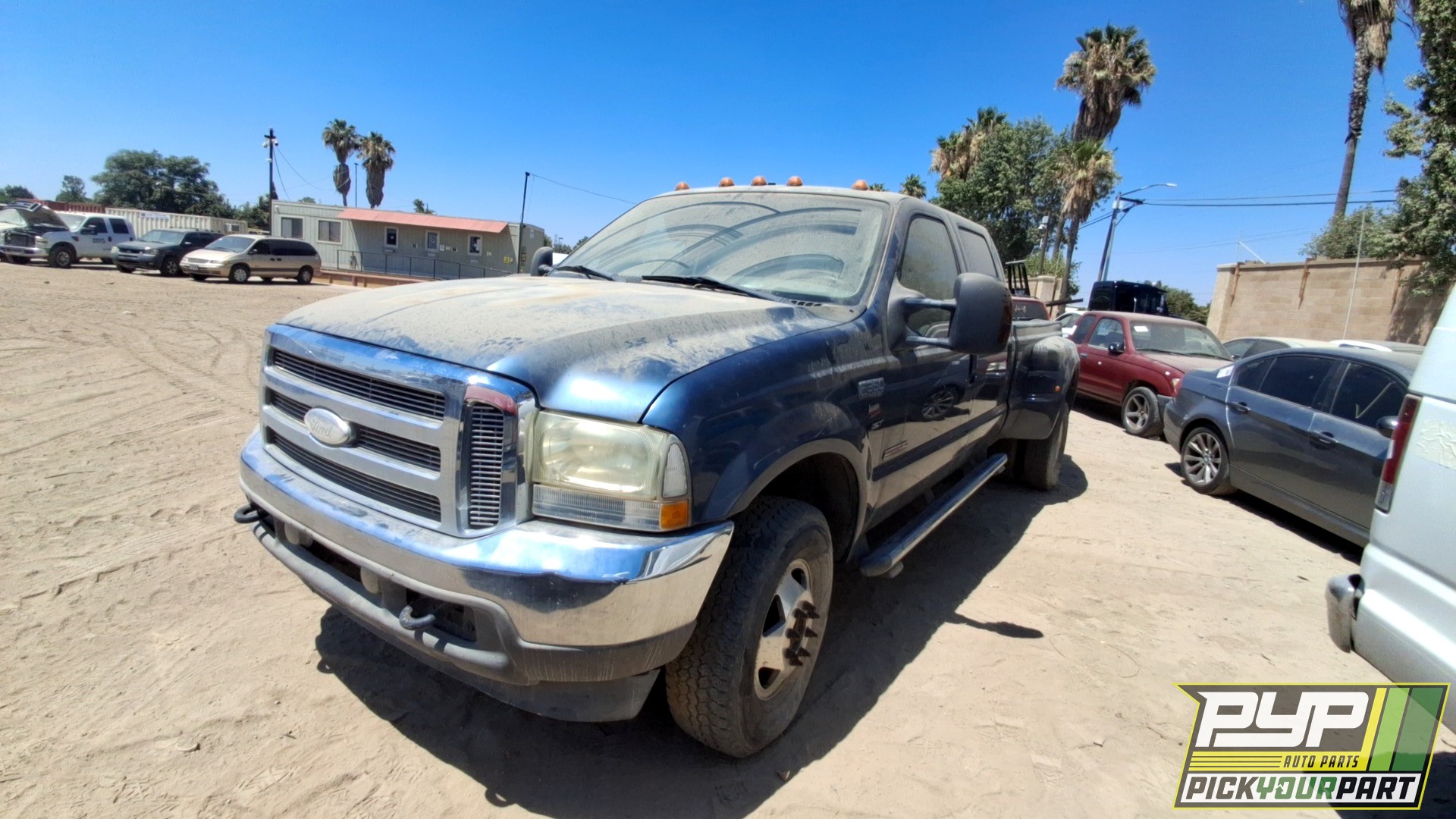 2004 FORD F-350 SUPER DUTY available for parts
