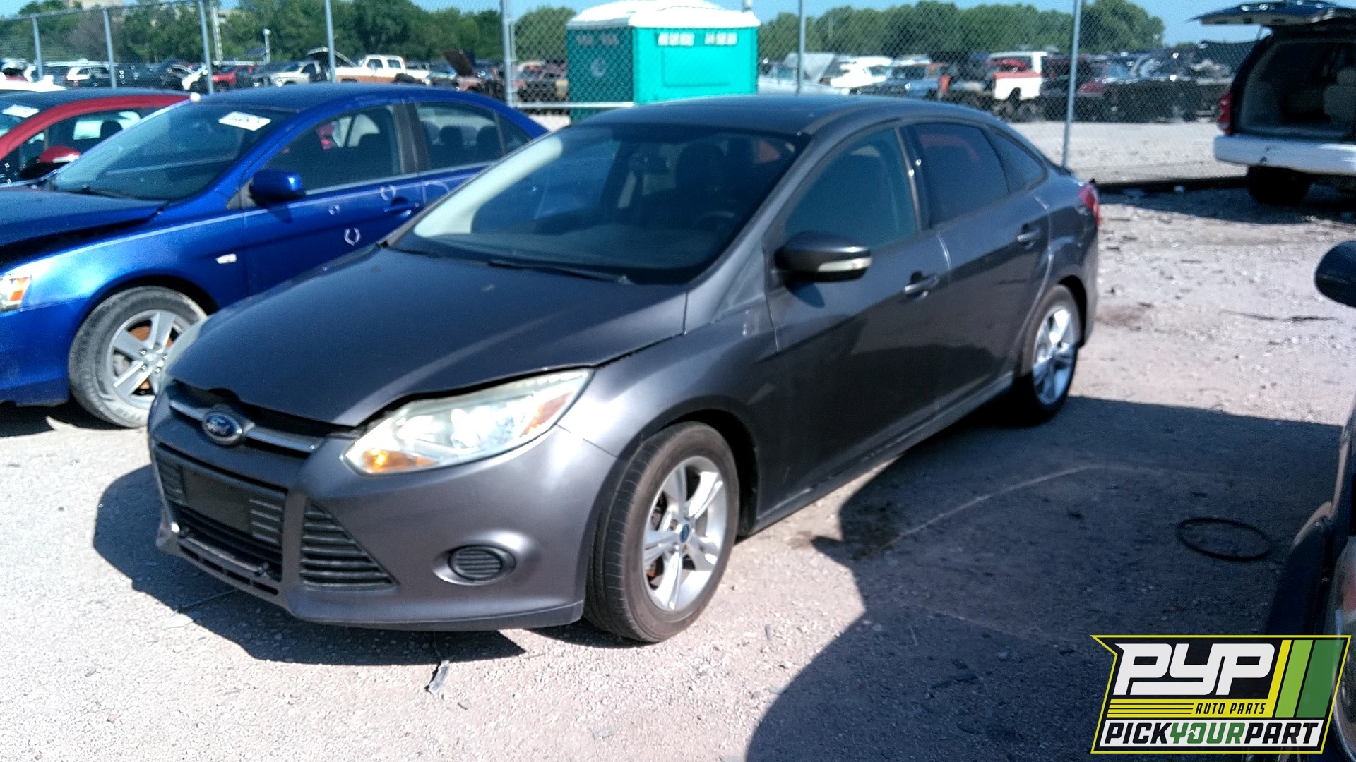 2014 FORD FOCUS available for parts