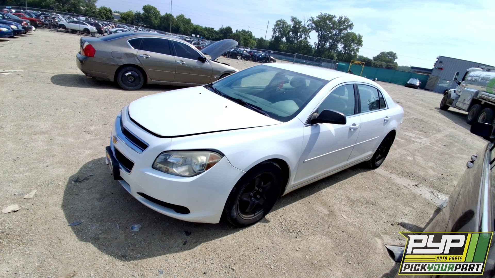 2011 CHEVROLET MALIBU partes disponibles
