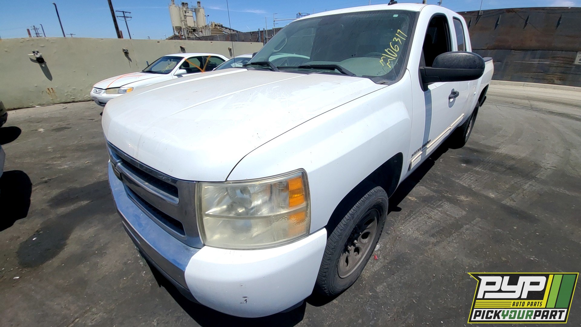 2011 CHEVROLET SILVERADO 1500 available for parts