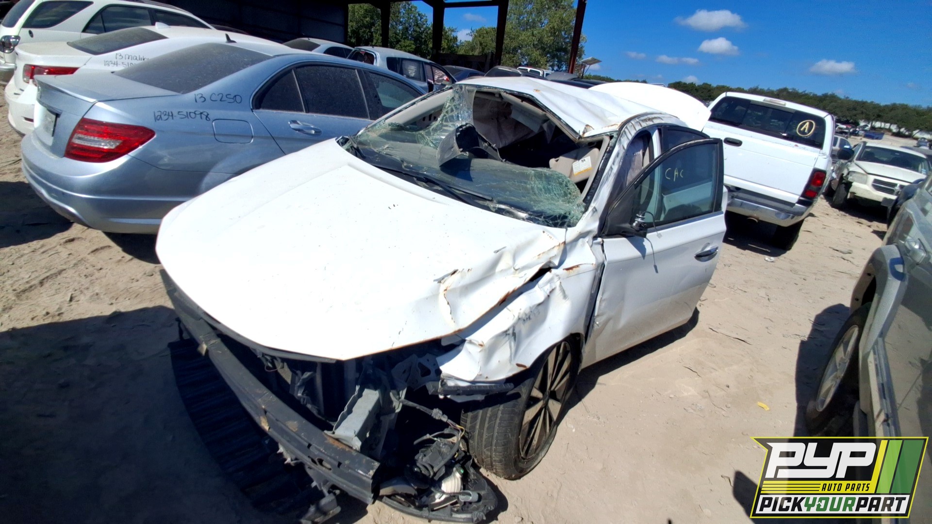 2018 NISSAN SENTRA partes disponibles