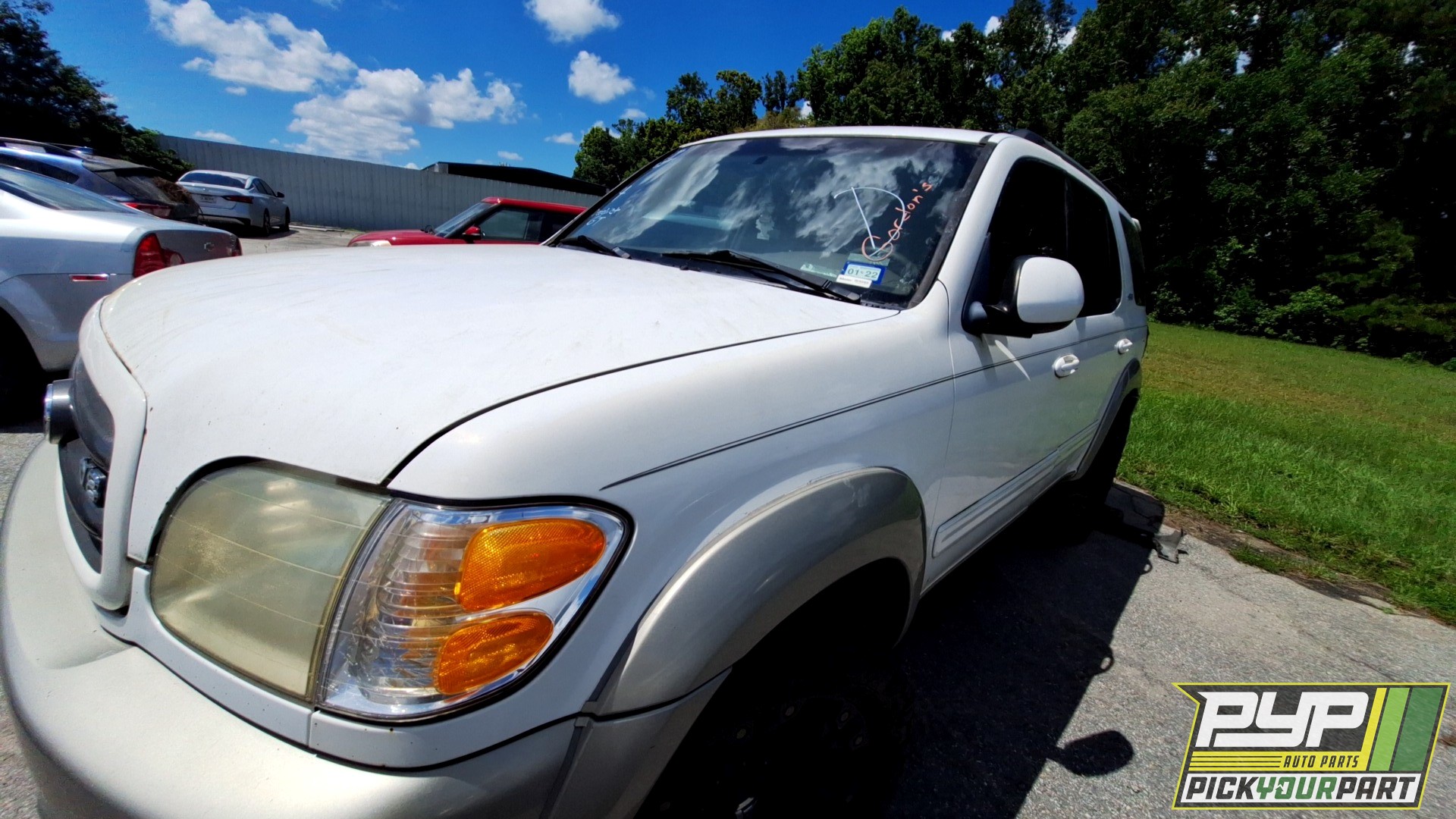 2004 TOYOTA SEQUOIA partes disponibles