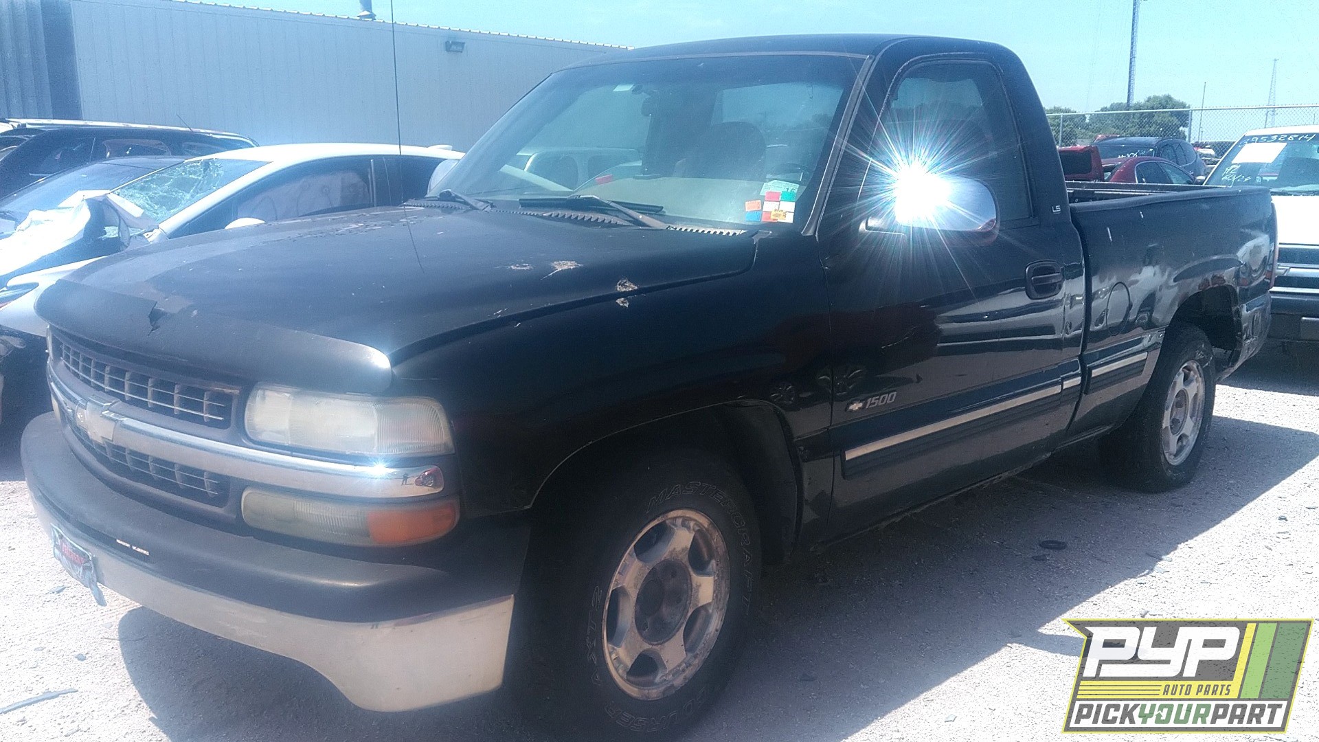 2001 CHEVROLET SILVERADO 1500 available for parts