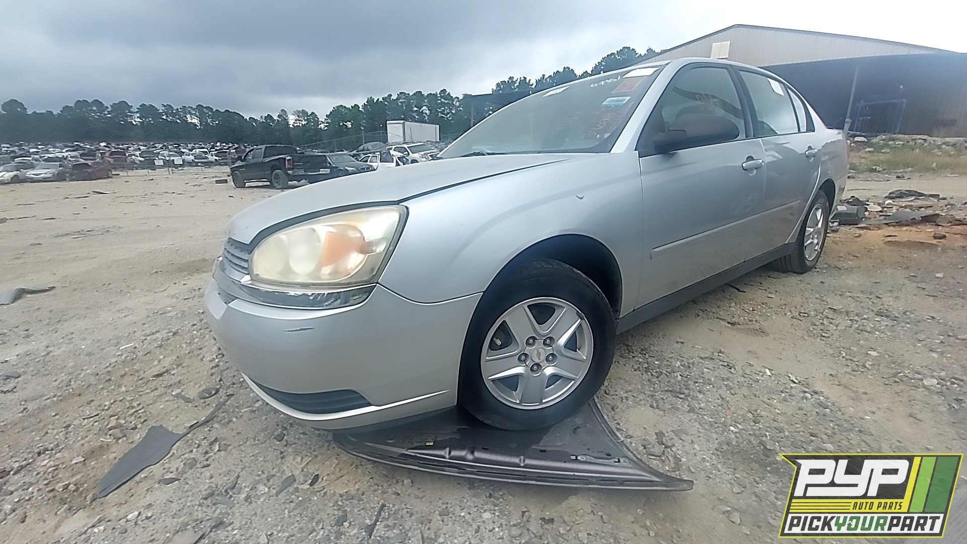 2004 CHEVROLET MALIBU available for parts