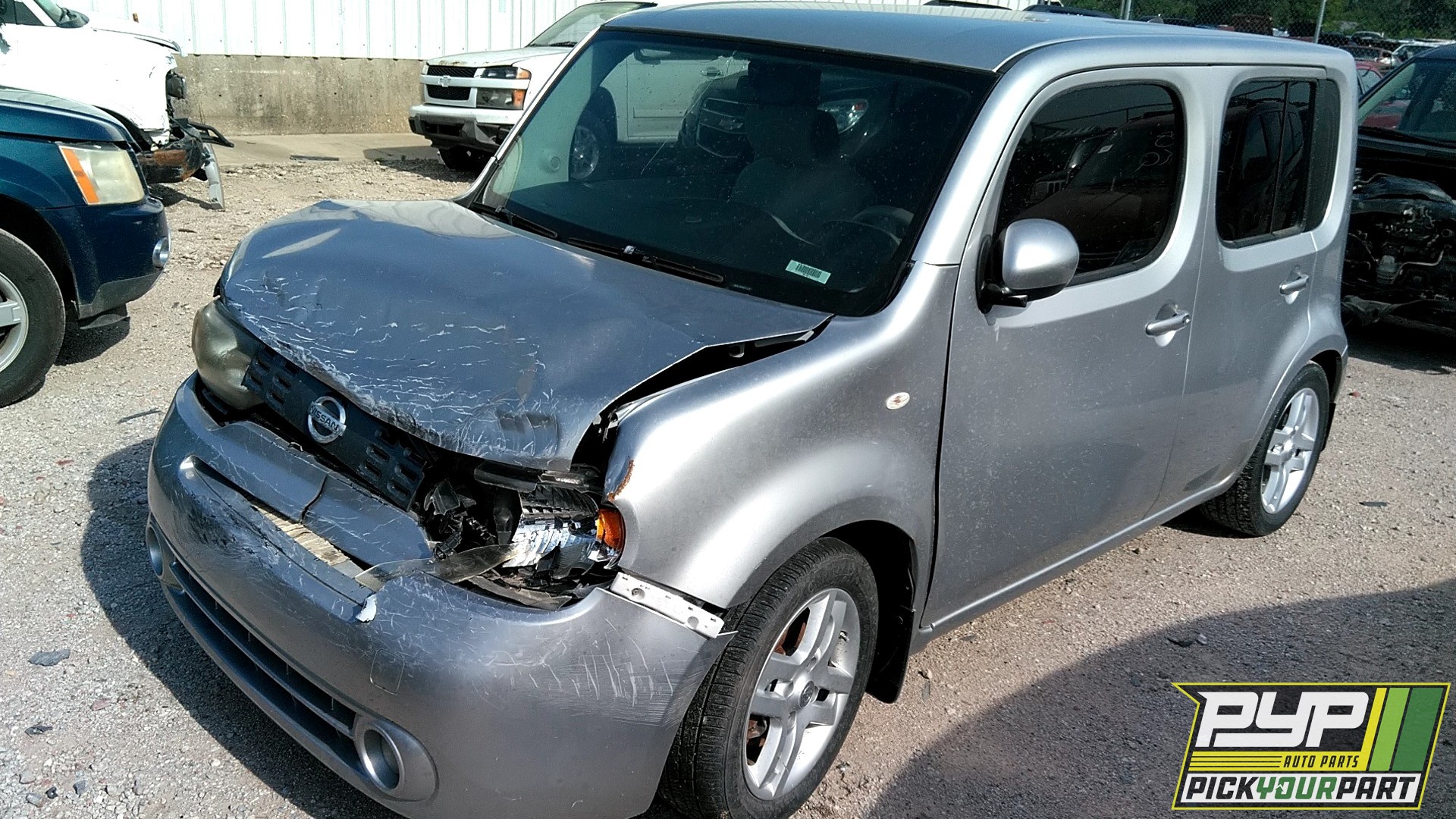 2011 NISSAN CUBE partes disponibles