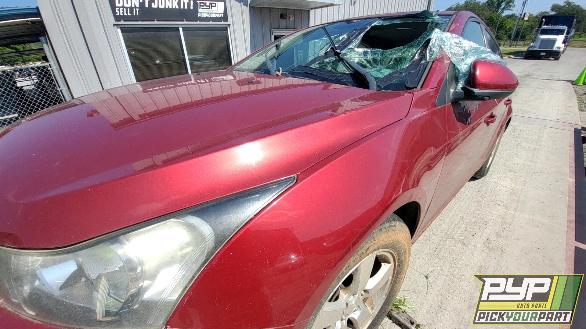 2013 CHEVROLET CRUZE available for parts