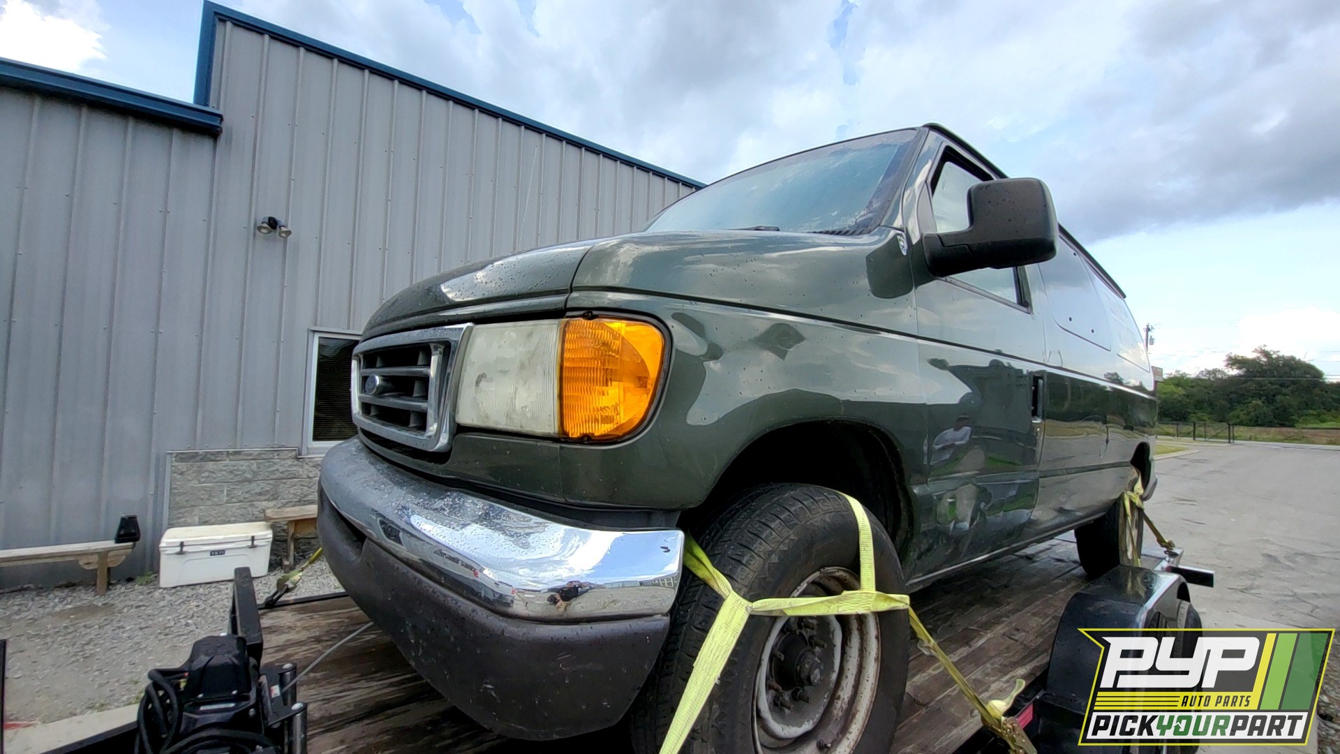 2003 FORD E-350 CLUB WAGON partes disponibles