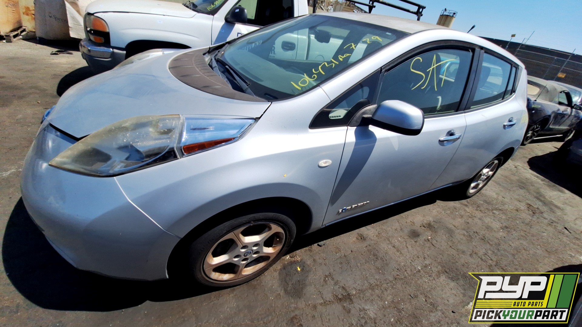 2012 NISSAN LEAF available for parts