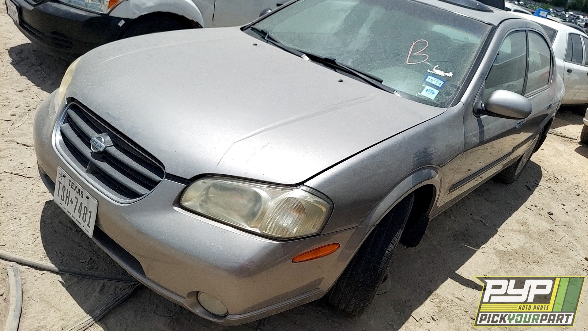 2001 NISSAN MAXIMA available for parts
