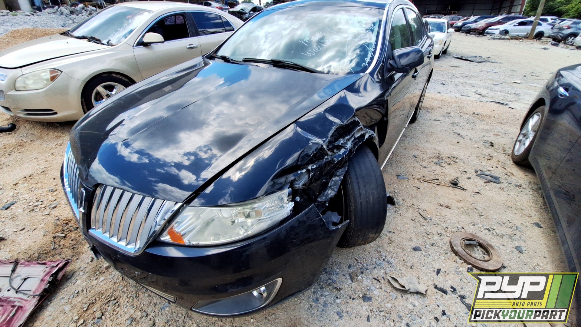 2011 LINCOLN MKS partes disponibles