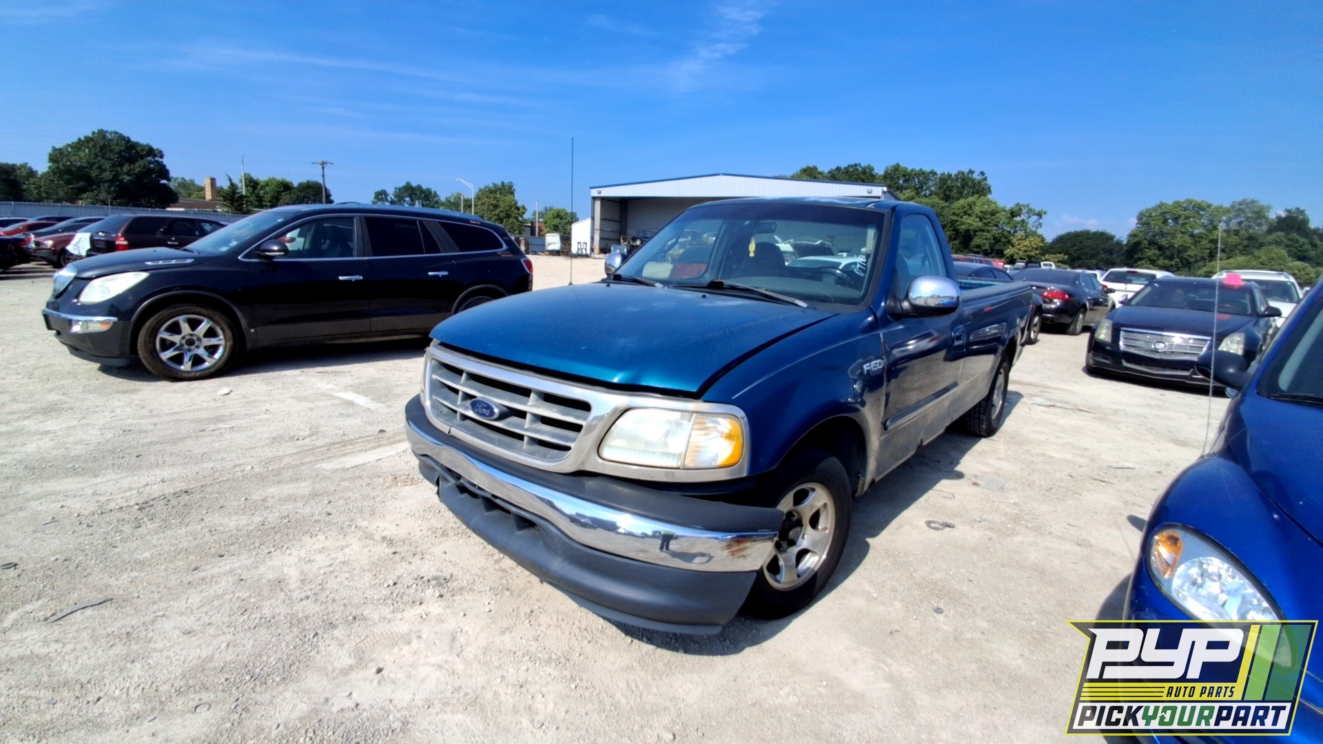 2000 FORD F-150 available for parts