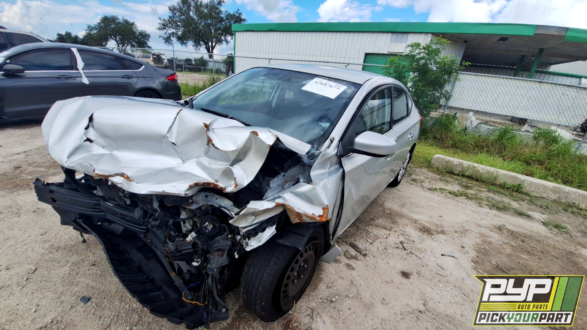 2016 NISSAN SENTRA partes disponibles