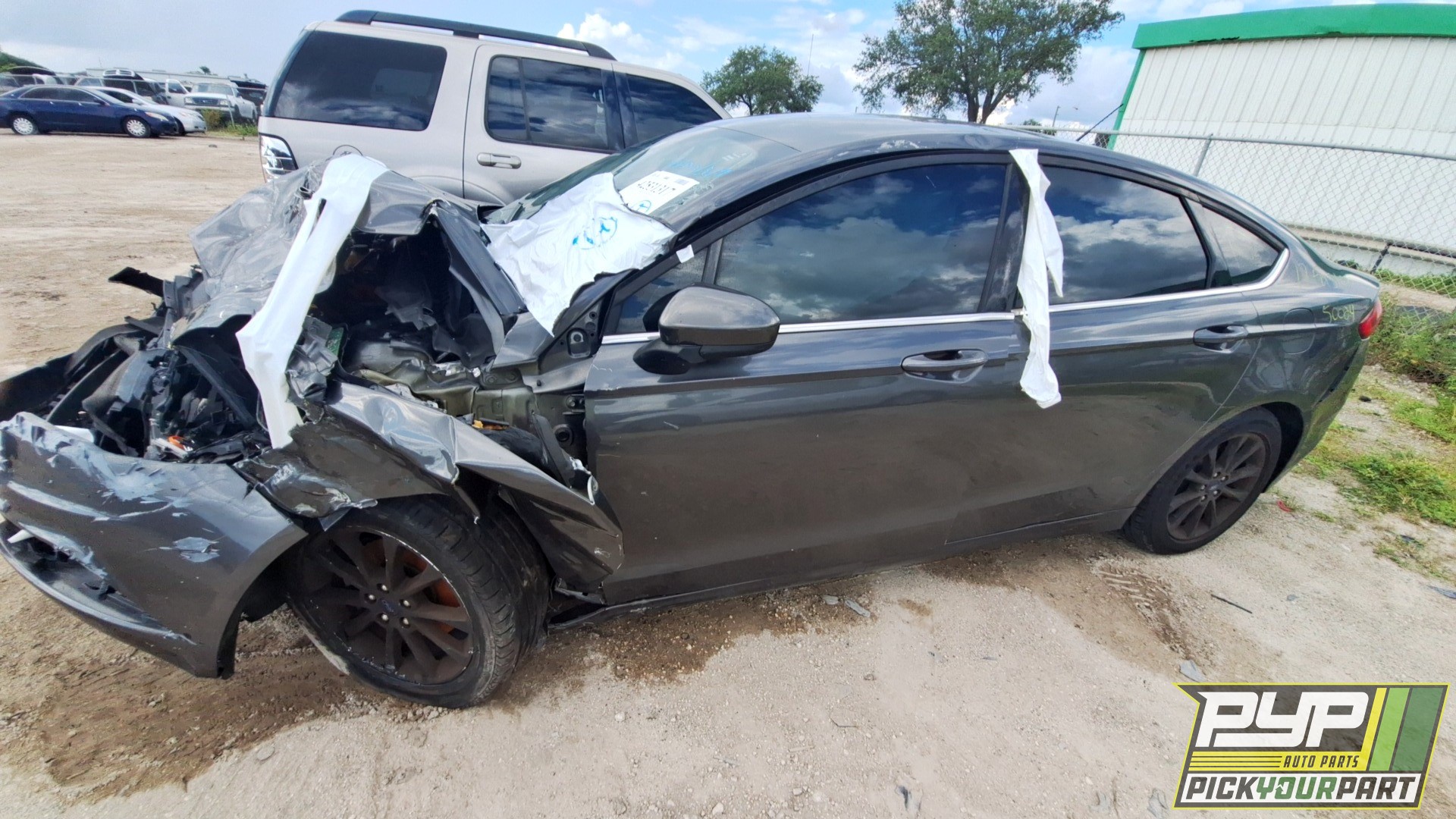 2017 FORD FUSION available for parts