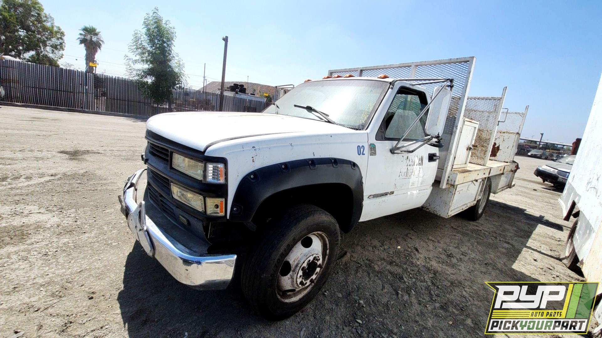 2000 CHEVROLET C3500HD available for parts