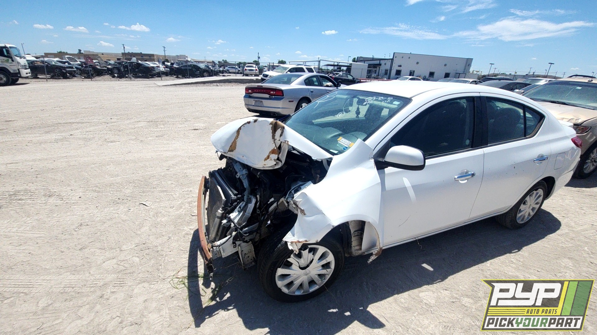 2013 NISSAN VERSA partes disponibles