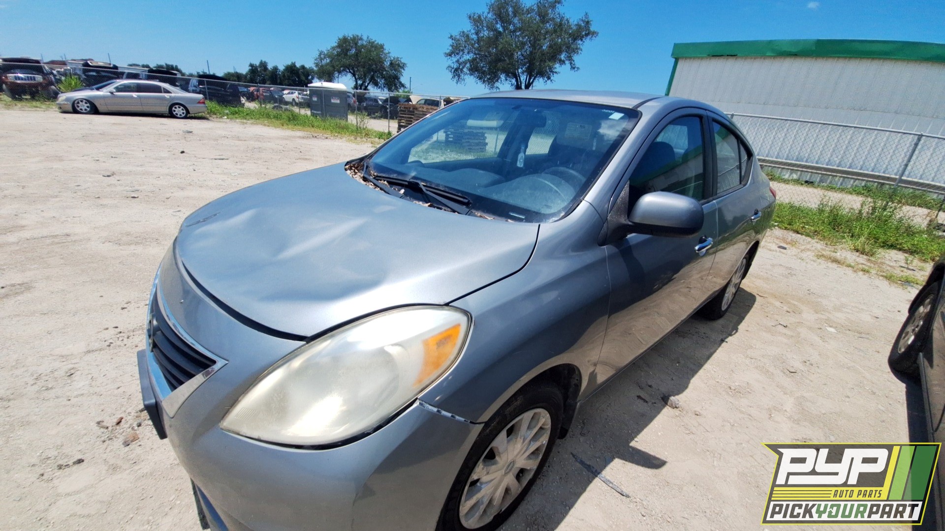 2012 NISSAN VERSA partes disponibles