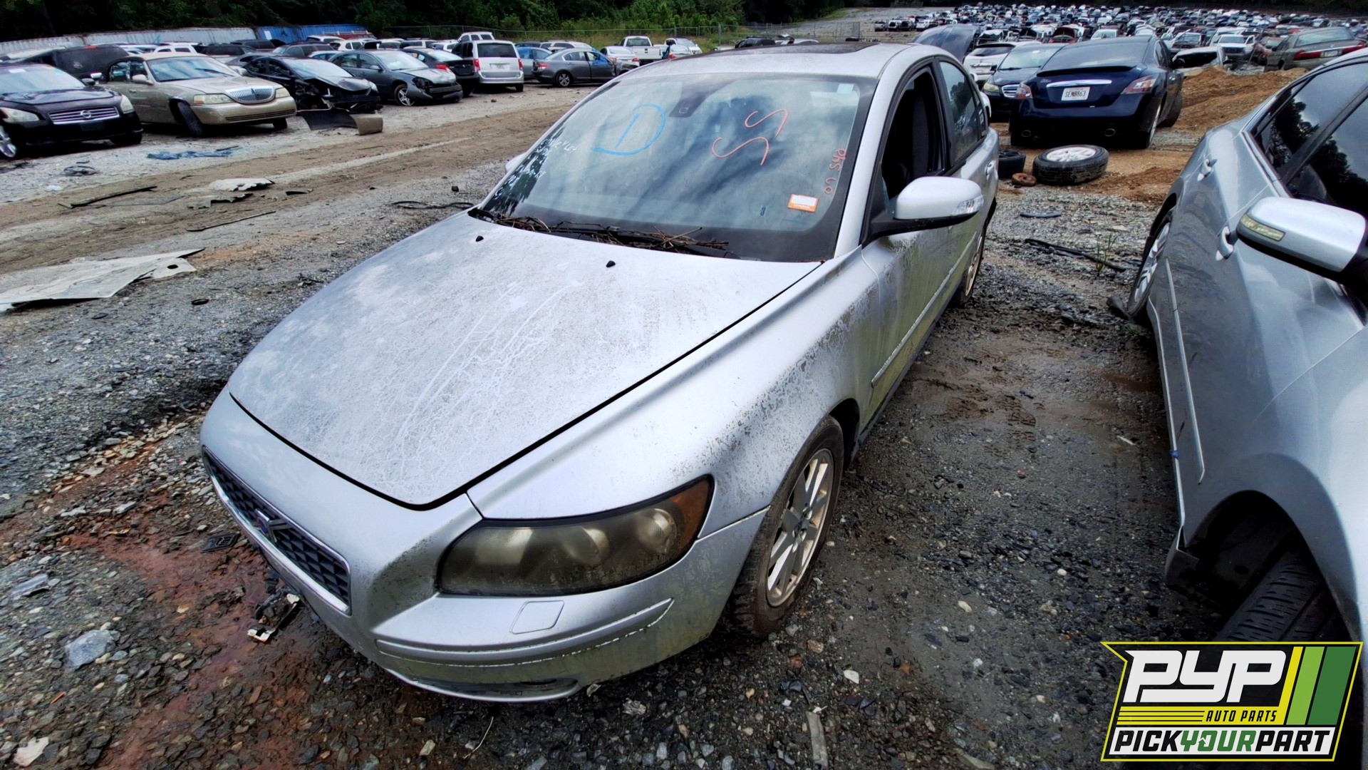 2007 VOLVO S40 available for parts
