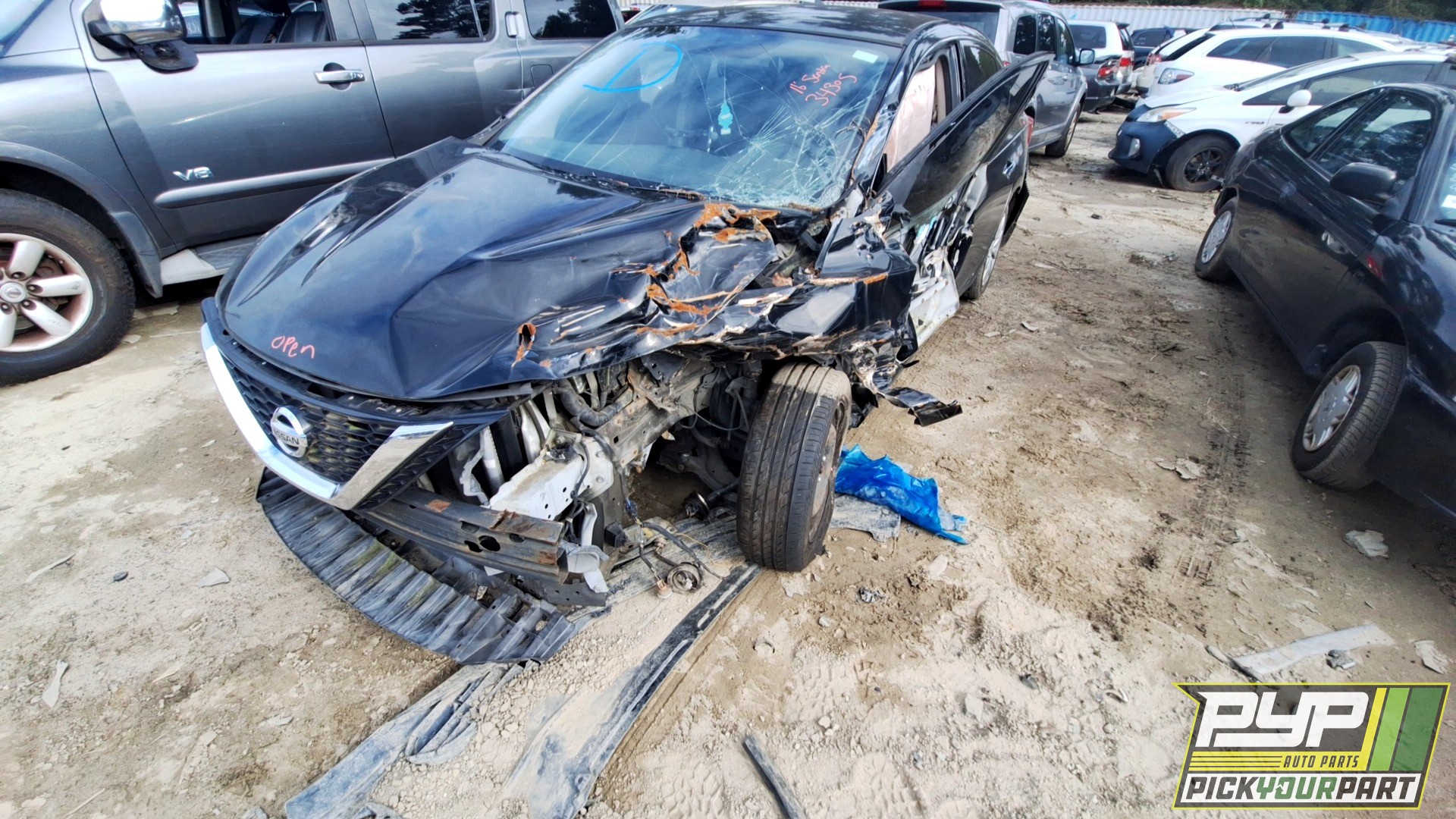 2016 NISSAN SENTRA partes disponibles