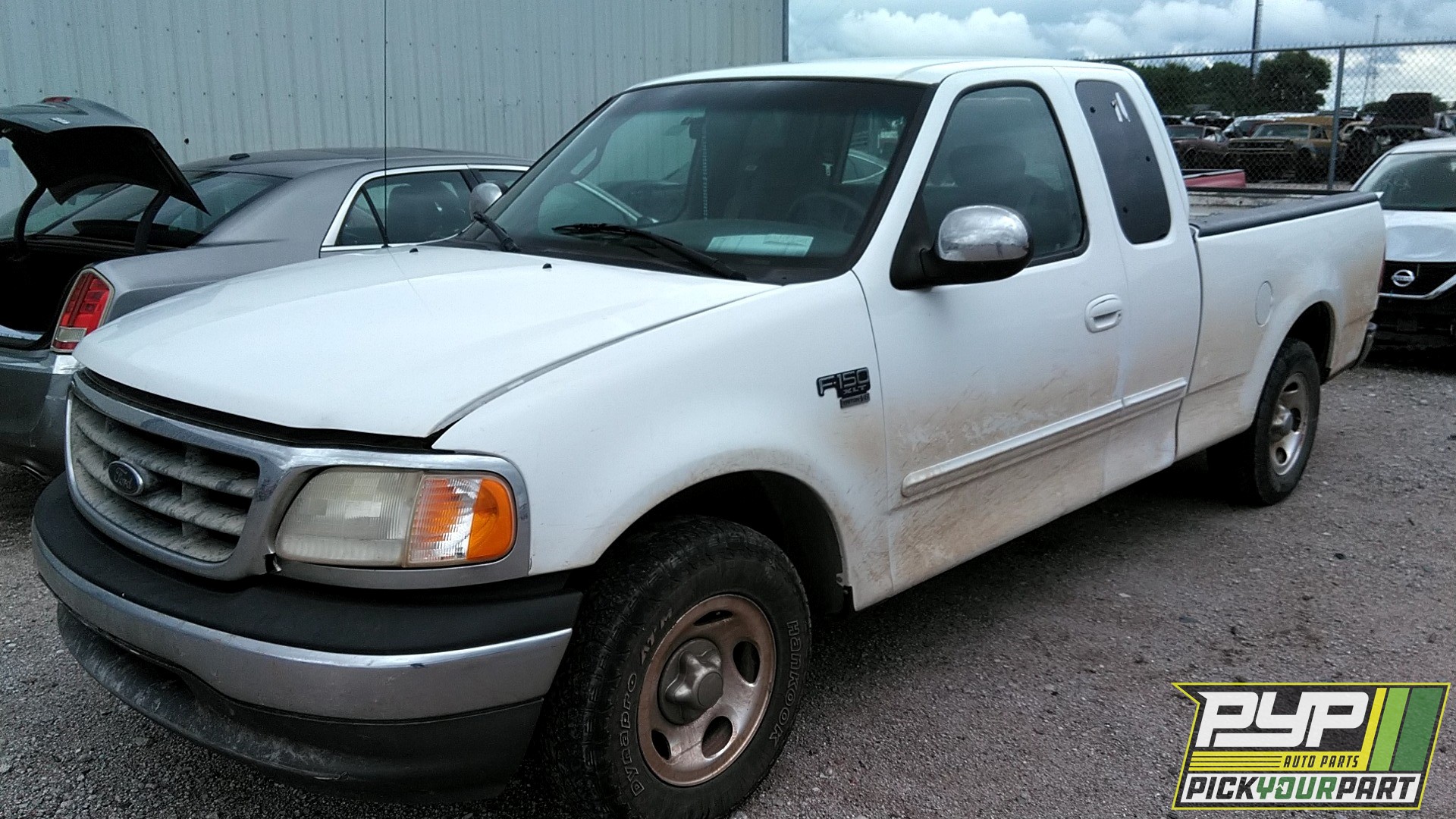 2001 FORD F-150 available for parts