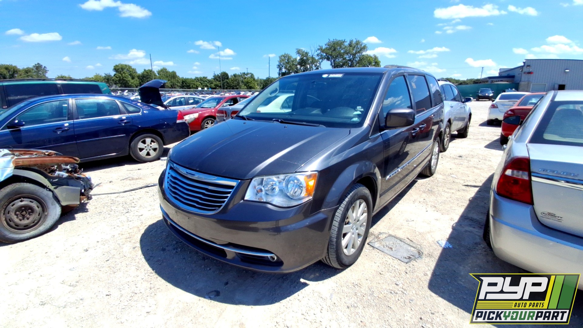 2016 CHRYSLER TOWN & COUNTRY partes disponibles