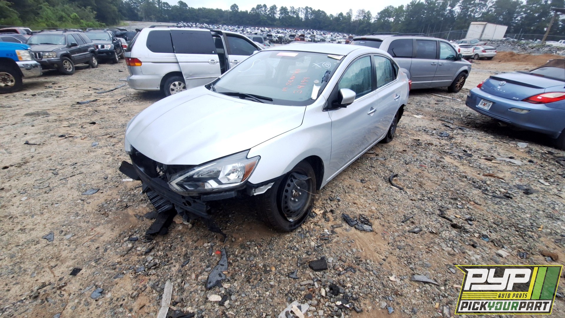 2019 NISSAN SENTRA partes disponibles