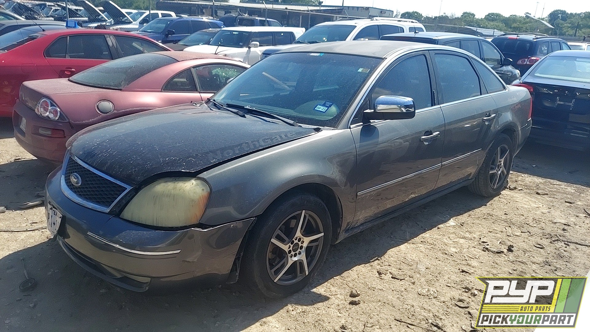 2006 FORD FIVE HUNDRED available for parts