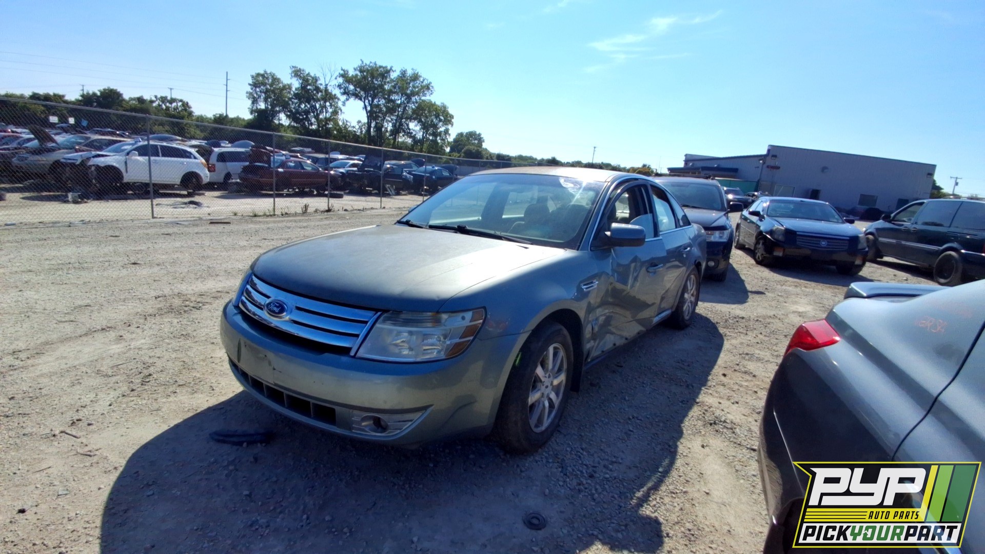 2008 FORD TAURUS available for parts