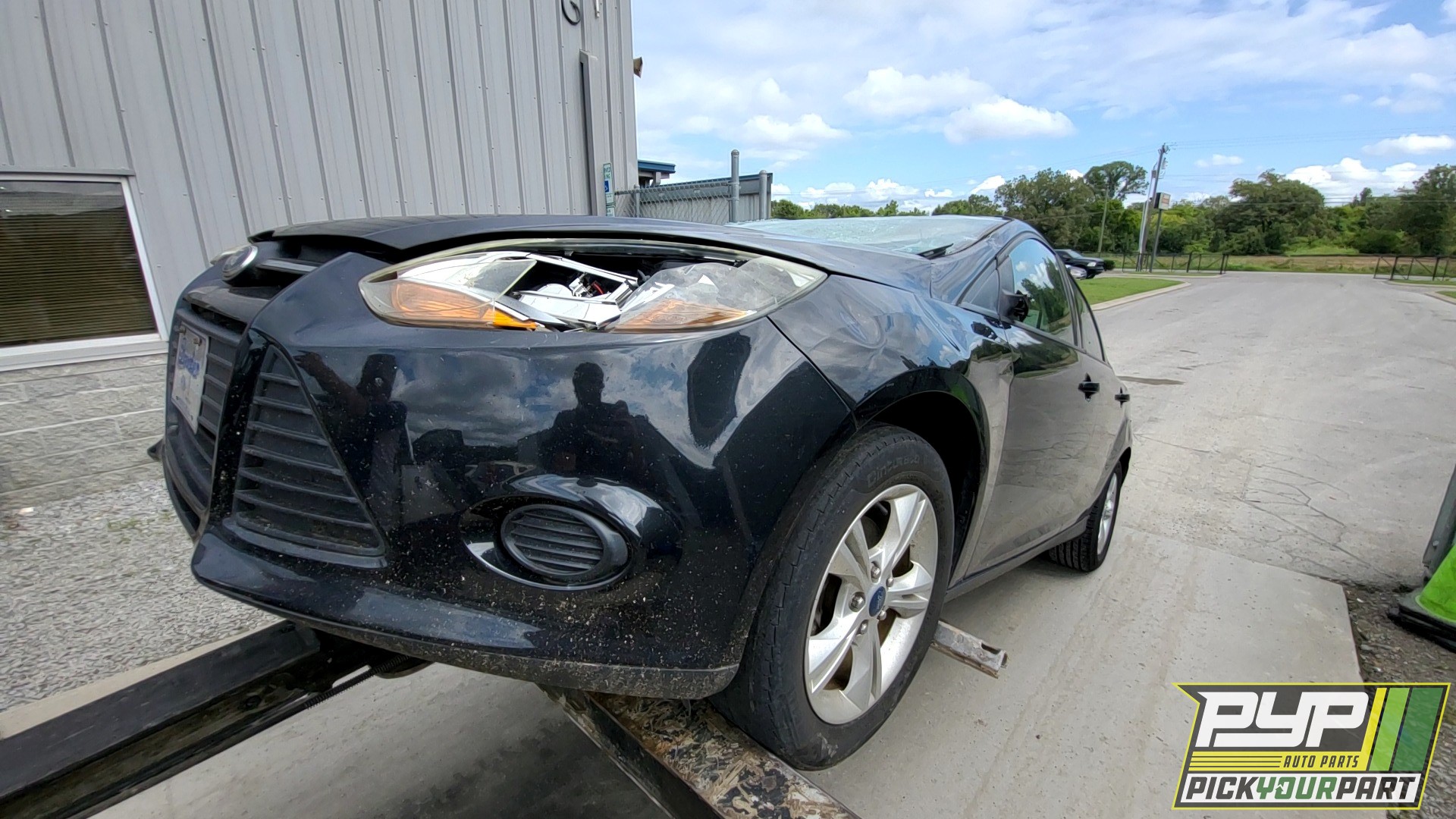 2013 FORD FOCUS available for parts