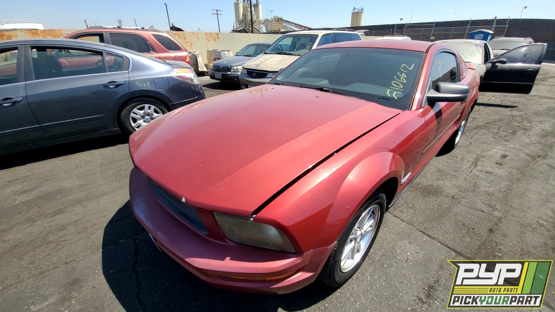 2008 FORD MUSTANG available for parts