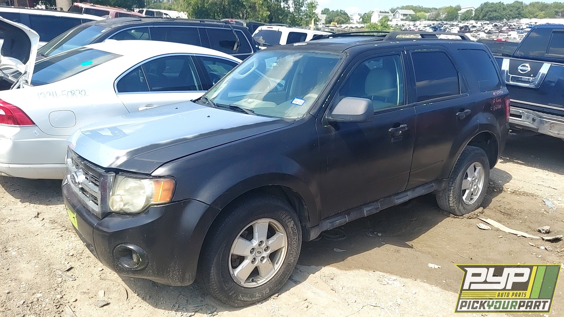 2012 FORD ESCAPE available for parts