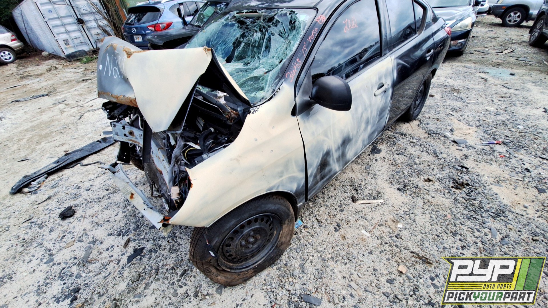 2015 NISSAN VERSA partes disponibles