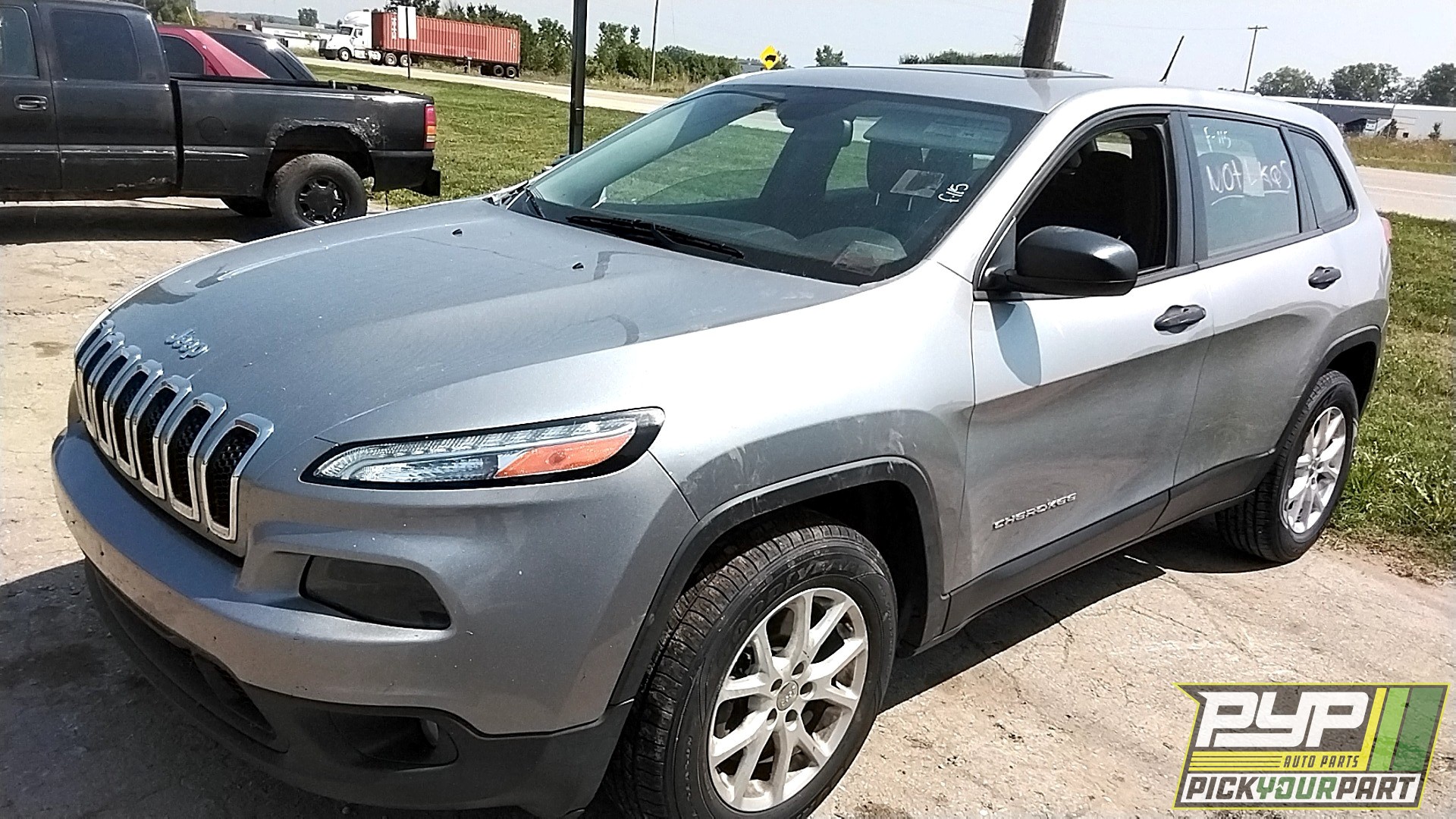 2014 JEEP CHEROKEE available for parts