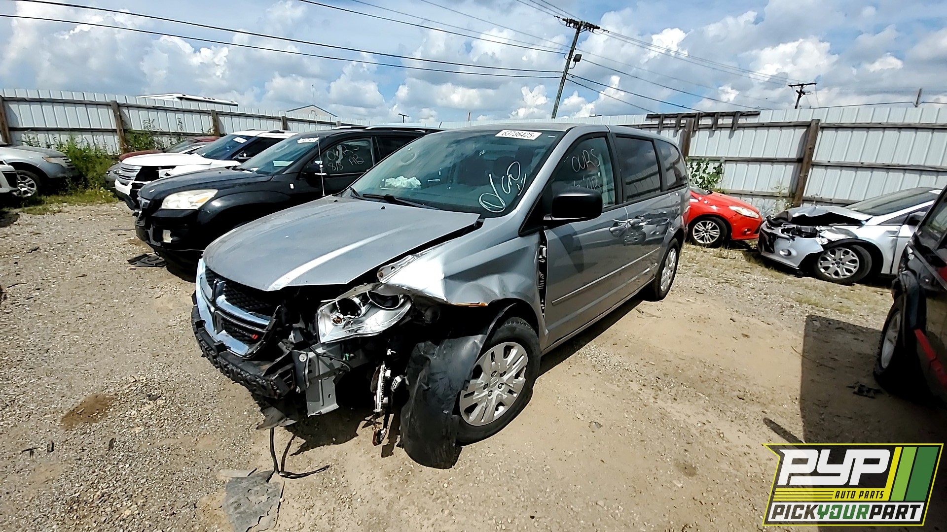 2014 DODGE GRAND CARAVAN available for parts